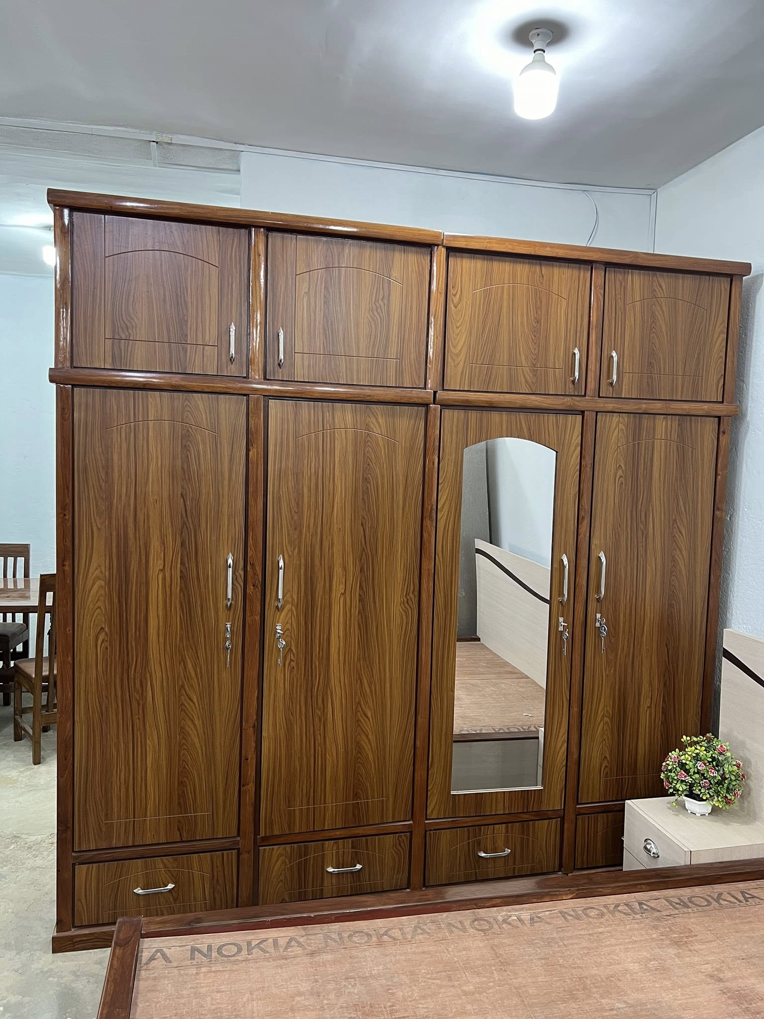 Sheesham / Sisau Wood High Quality 3 Daraz with Top Storage